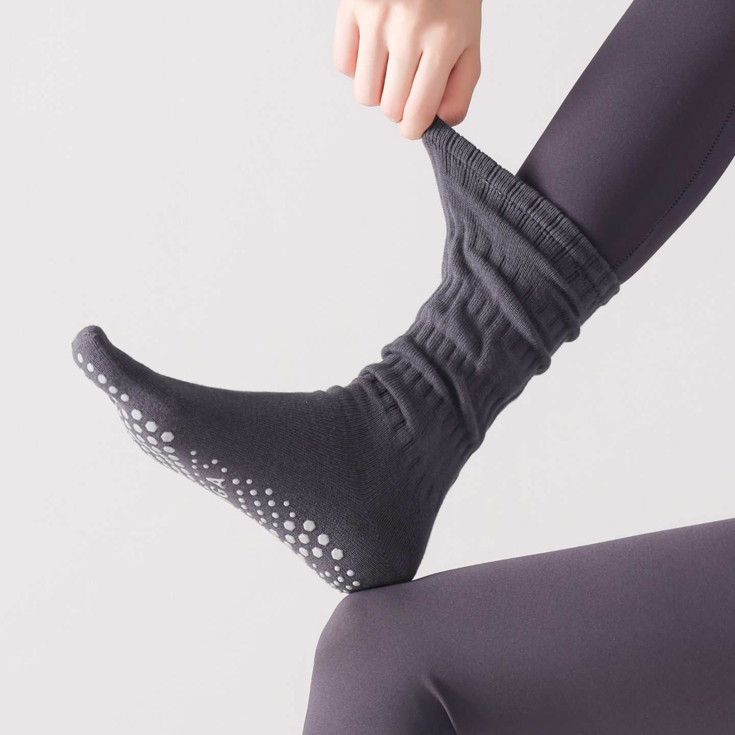 Five-Toe Split Yoga Pilates Knit Cotton Grip Short Socks