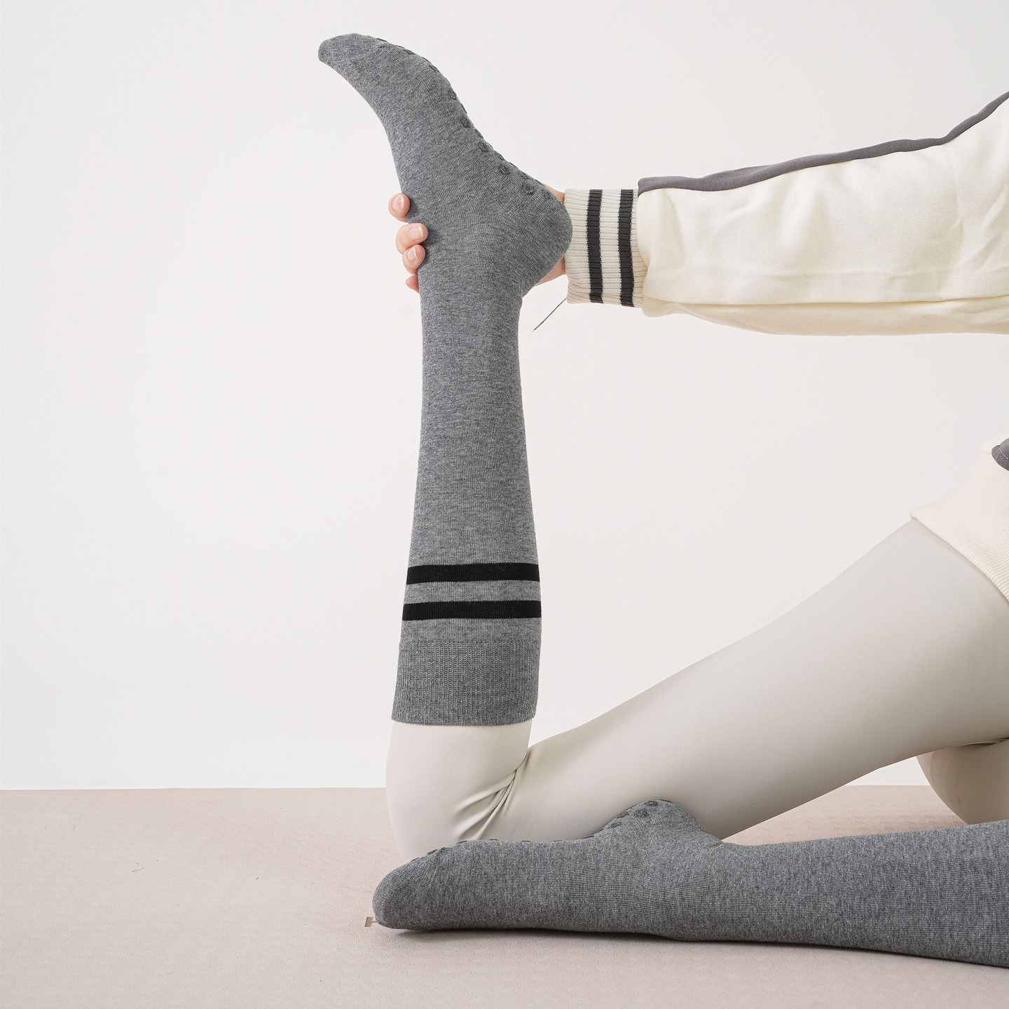 Yoga Pilates Knit Cotton Grip Long Socks